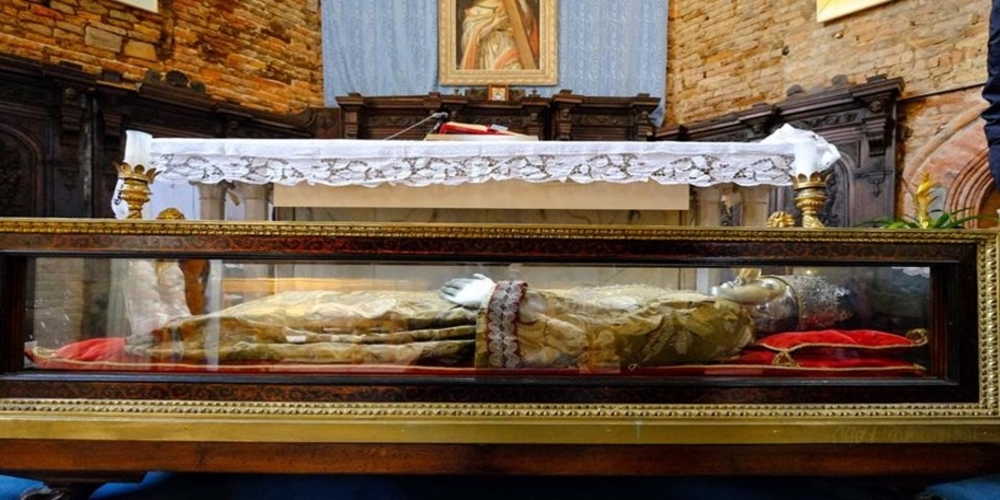 Το ιερό λείψανο της Αγίας Ελένης στην Ελλάδα