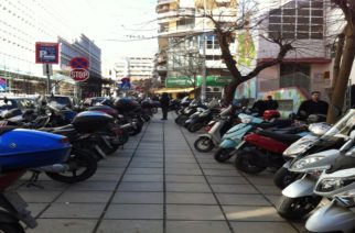 Αλεξανδρούπολη: Δημοτικός σύμβουλος της πλειοψηφίας καταγγέλει τον… δήμαρχο για τις θέσεις πάρκινγκ μοτοσυκλετών