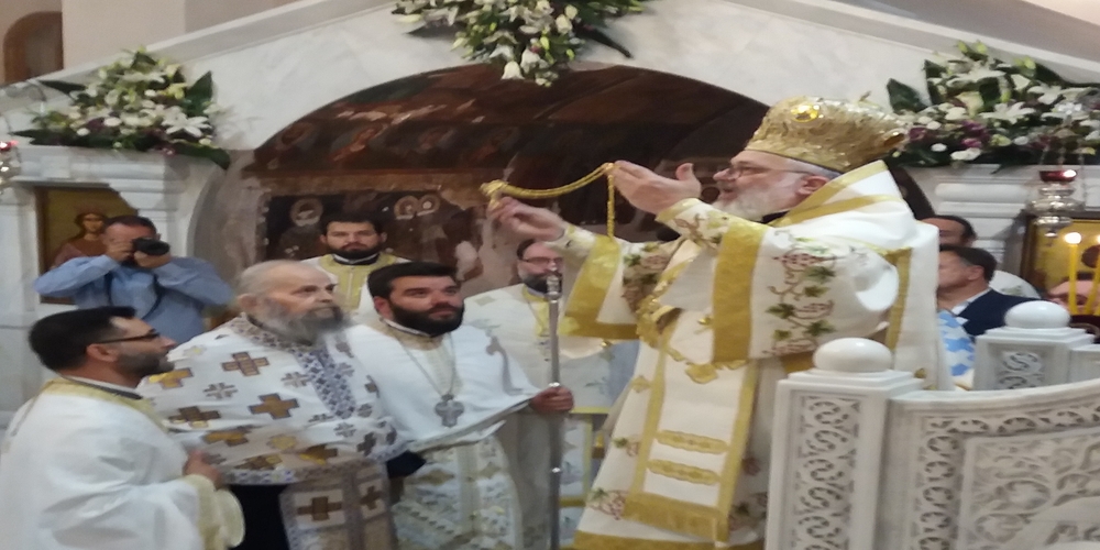 Ο Μητροπολίτης Δαμασκηνός προεχείρισε στην Αθήνα Πρωτοπρεσβύτερο τον παπα Χρήστο απ’ τους Χιονάδες (video)
