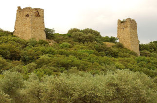 Οι χρυσοθήρες απειλούν με κατάρρευση τους βυζαντινούς πύργους του Άβαντα!!!