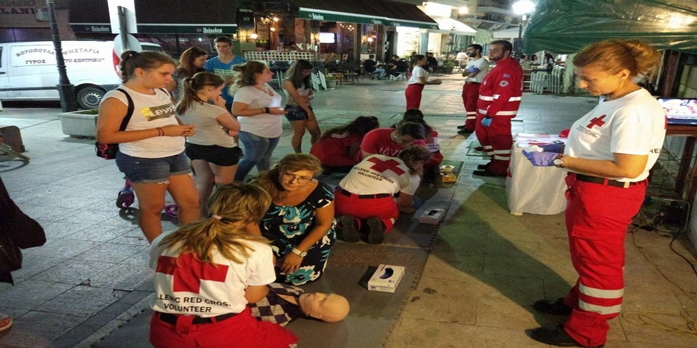 Επίδειξη Πρώτων Βοηθειών σε Διδυμότειχο, Σουφλί, Ορεστιάδα από τους εθελοντές του Ερυθρού Σταυρού (φωτορεπορτάζ)