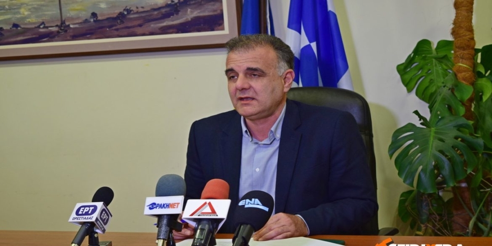 Σαμοθράκη: Για λαϊκισμό και κλεφτοπόλεμο κατηγορεί τους επικριτές του ο δήμαρχος Θανάσης Βίτσας