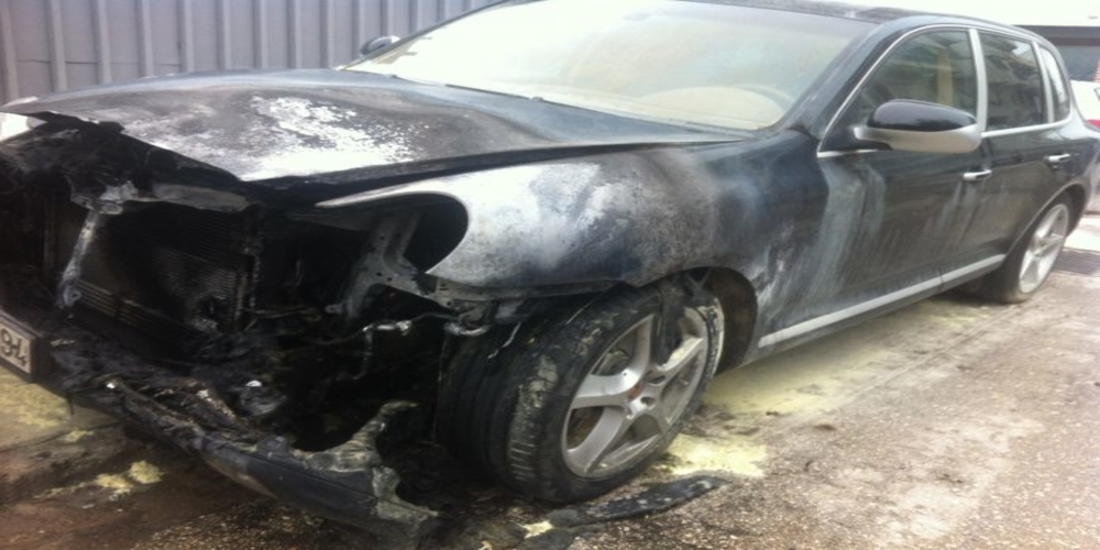 Αλεξανδρούπολη: Νέο μαφιόζικο χτύπημα, με φωτιά σε αυτοκίνητο του ίδιου επιχειρηματία
