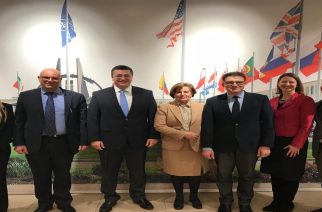 Επισκέψεις Πέτροβιτς στην Αμερικανική πρεσβεία της Αθήνας και την έδρα του ΝΑΤΟ στις Βρυξέλλες
