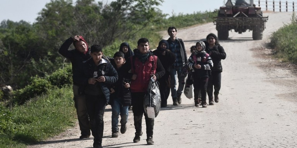 Reuters: Με το Αιγαίο κλειστό, οι πρόσφυγες επιστρέφουν στην πεπατημένη του Έβρου