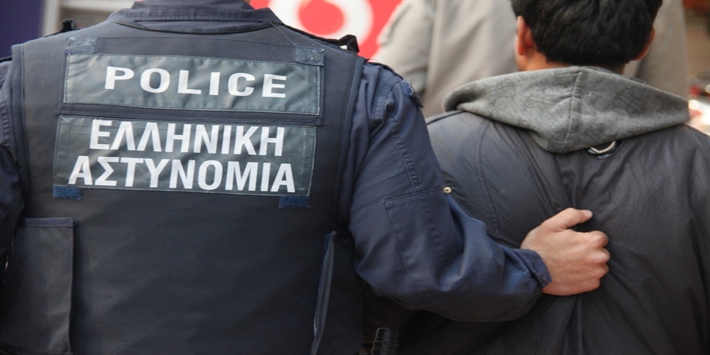 Αλεξανδρούπολη: Έκλεψε 1.000 ευρώ, δυο ρολόγια και κοσμήματα από δύο σπίτια, αλλά συνελήφθη επ’ αυτοφώρω