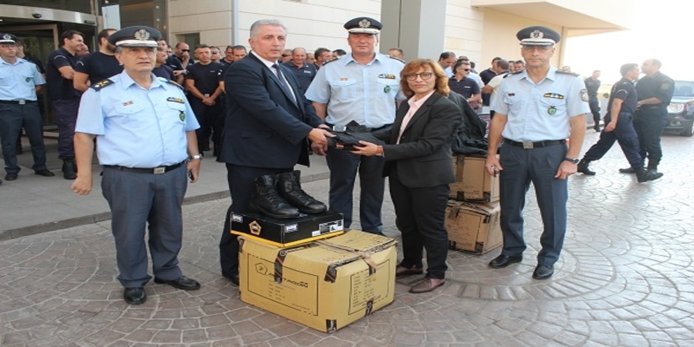 Προσφορά ειδικού υπηρεσιακού εξοπλισμού στους αστυνομικούς του Έβρου από τον Όμιλο FF GROUP