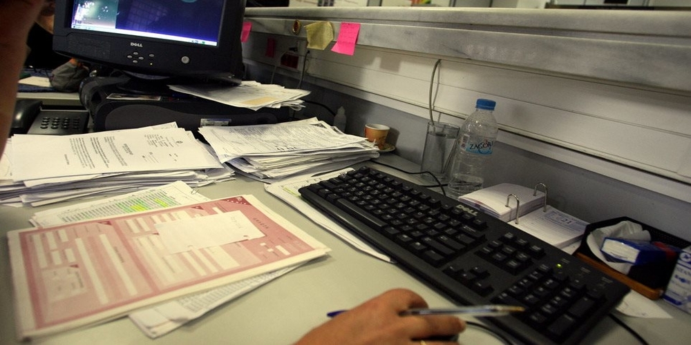Συνήγορος του Πολίτη: Σχεδόν 5 εκατ. κατασχέσεις λογαριασμών με την Κυβέρνηση ΣΥΡΙΖΑΝΕΛ