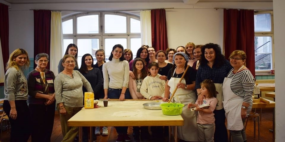 Γερμανία: Μαθήματα παραδοσιακής πίτας στον Θρακικό Πολιτιστικό Σύλλογο Στουτγκάρδης (ΒΙΝΤΕΟ)