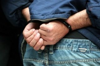 Αλεξανδρούπολη: Εντόπισαν και συνέλαβαν 28χρονο καταζητούμενο στην Ελλάδα οι αστυνομικοί