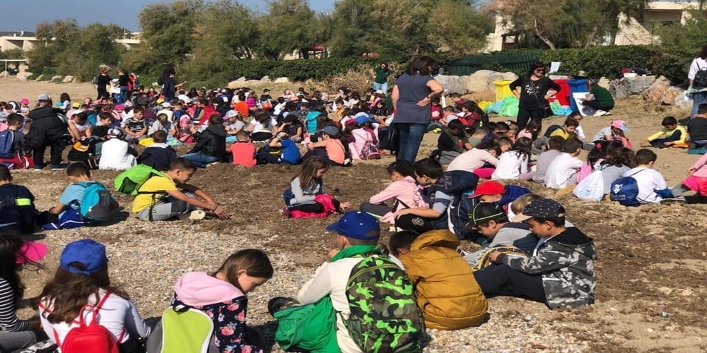 Kαθαρισμός της ακτής «Στροφή Εγνατία – Ρέμα Βανικιώτη» από μαθητές σχολείων του Δήμου Αλεξανδρούπολης