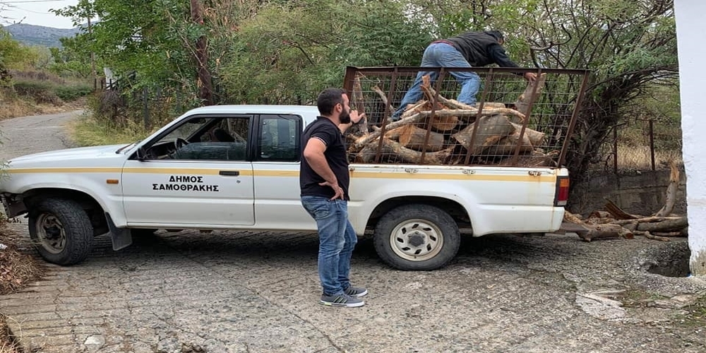 Σαμοθράκη: Με δωρεάν ξύλα για τον χειμώνα στηρίζει ο δήμος τις οικογένειες που έχουν ανάγκη