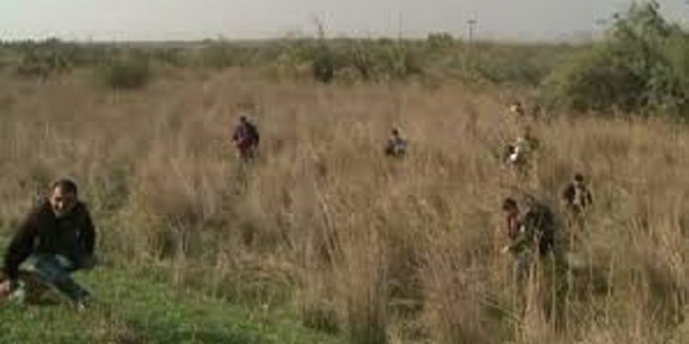 Ορεστιάδα: Συνελήφθησαν τρεις διακινητές σε χωράφια του χωριού Σάκκος να καθοδηγούν λαθρομετανάστες