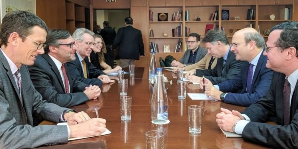 Η Αλεξανδρούπολη στο επίκεντρο της συνάντησης Χατζηδάκη, με τον Αμερικανό υφυπουργό Εξωτερικών Μάθιου Πάλμερ