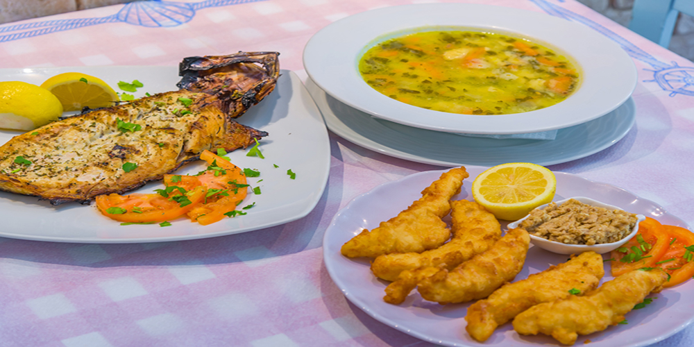 Αλεξανδρούπολη: Αυθεντική σπιτική ψαρόσουπα και άλλες μοναδικές γεύσεις, μόνο στο Ουζερί Αλέξης