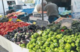 Έβρος: Οι δήμοι να αγοράσουν και να διαθέσουν τα προϊόντα των παραγωγών λαϊκών αγορών που έκλεισαν