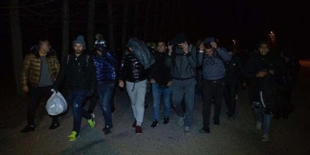 Στέλνουν επιλεγμένους λαθρομετανάστες με κορονοϊό οι Τούρκοι στην Ελλάδα; Προβληματίζουν τα τελευταία φαινόμενα