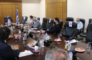Επίσκεψη Προέδρου Ντόρας Μπακογιάννη και της Διακομματικής Επιτροπής για την Θράκη στο Επιμελητήριο Έβρου