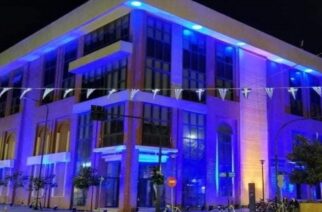 Το Δημαρχείο Αλεξανδρούπολης φωταγωγείται στο μπλε χρώμα του διαβήτη, στην Παγκόσμια Ημέρα Διαβήτη