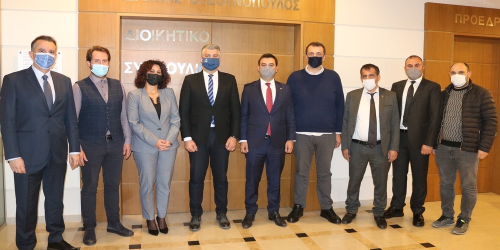 Αλεξανδρούπολη: Επίσκεψη του τουρκικού Επιμελητηρίου Corlu στο Επιμελητήριο Έβρου για οικονομική, τουριστική συνεργασία