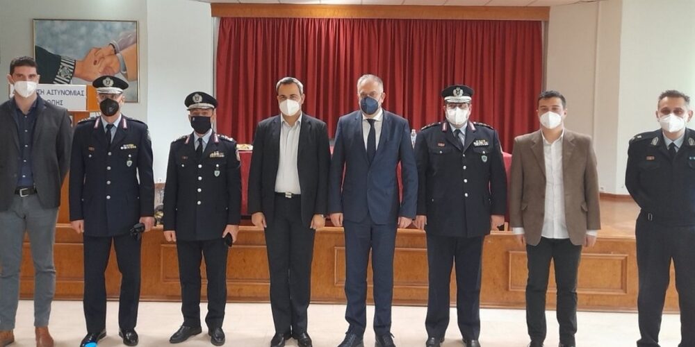 Συνάντηση της Ένωσης Αξιωματικών Ελληνικής Αστυνομίας Α.Μ.Θ με τον υπουργό Τάκη Θεοδωρικάκο