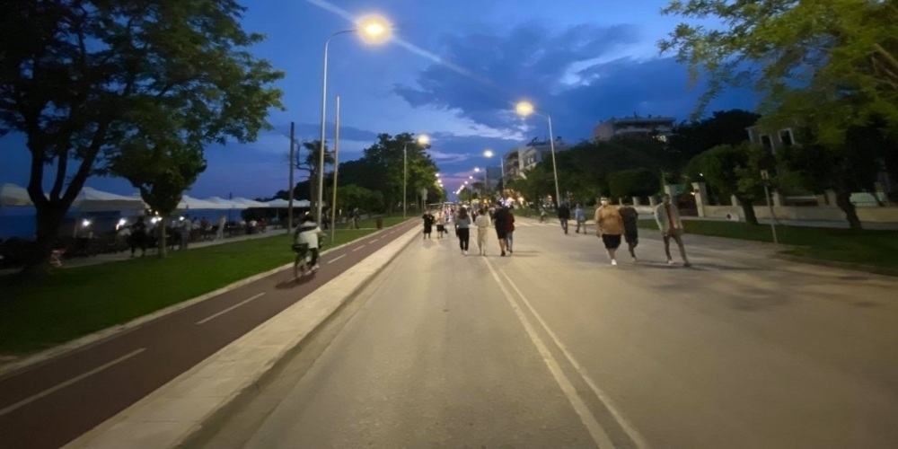Αλεξανδρούπολη: Ξεκινούν οι βόλτες στην παραλιακή- Θα παραμένει κλειστή για οχήματα τα βράδια