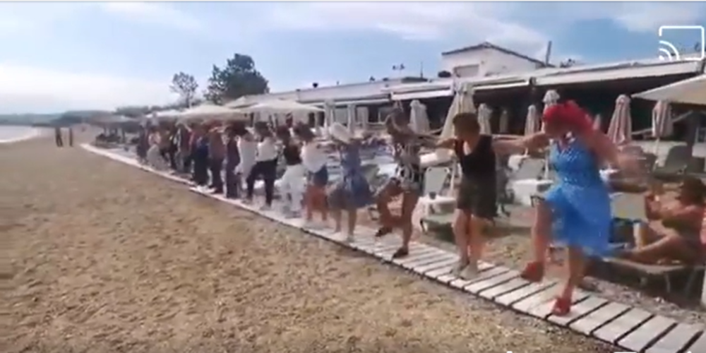 Αλεξανδρούπολη: Τουρκική Σχολή Χορού που λατρεύει την Ελληνική μουσική, έκανε… χαμό στο “Θέα Θάλασσα” (ΒΙΝΤΕΟ)