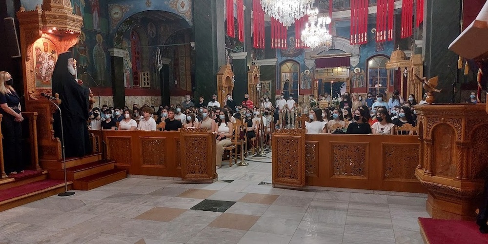Αλεξανδρούπολη:  Πραγματοποιήθηκε βραδυνή Θεία Λειτουργία για τους μαθητές που δίνουν πανελλήνιες εξετάσεις