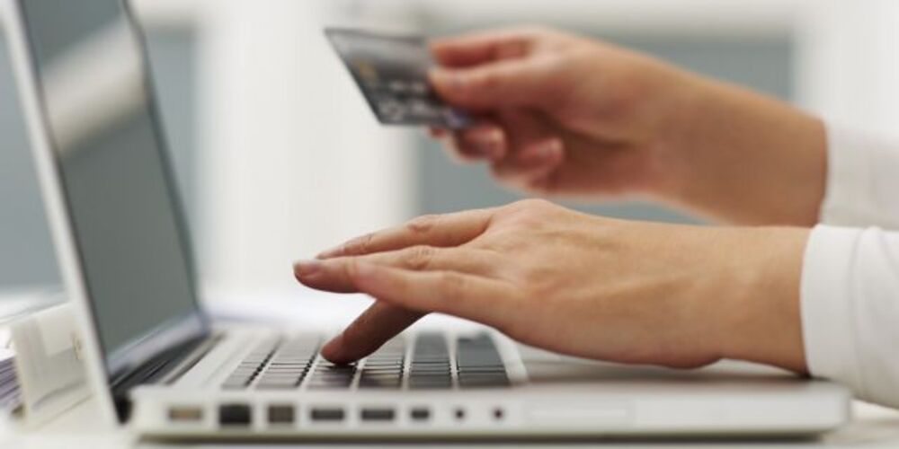 Αλεξανδρούπολη: Λεία 120.000 ευρώ εξαπατώντας e-shop πανελλαδικά σε 185 περιπτώσεις 