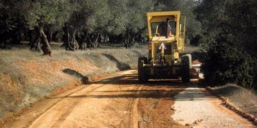 “Πόλη και Πολίτες-Λαμπάκης”: Χάθηκε άλλη μία ευκαιρία, με τα δυο έργα αγροτικής οδοποιίας