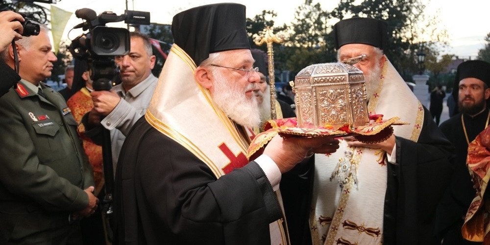 Ορεστιάδα: Με κατάνυξη υποδέχτηκαν την τιμία Κάρα του Αγίου Παντελεήμονος