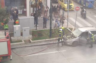 Αλεξανδρούπολη ΤΩΡΑ: Αναστάτωση στο κέντρο, πήρε φωτιά αυτοκίνητο (ΒΙΝΤΕΟ)