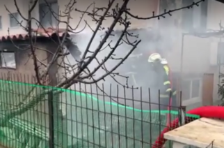 Αλεξανδρούπολη: Πυρκαγιά ΤΩΡΑ στον Απαλό – Επιχείρηση της Πυροσβεστικής να σώσει δυο σπίτια (ΒΙΝΤΕΟ)