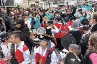 Χαμός με χιλιάδες κόσμου στο καρναβάλι Φερών, το καλύτερο πολλών χρόνων (φωτό)