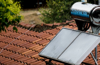 Αυτό είναι το πρόγραμμα «Αλλάζω Θερμοσίφωνα»: Ποιοι δικαιούνται έως 900 ευρώ για αγορά ηλιακού