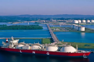 Ποια εταιρεία έκλεισε το πρώτο 15ετες συμβόλαιο προμήθειας LNG απ’ τον FSRU Αλεξανδρούπολης